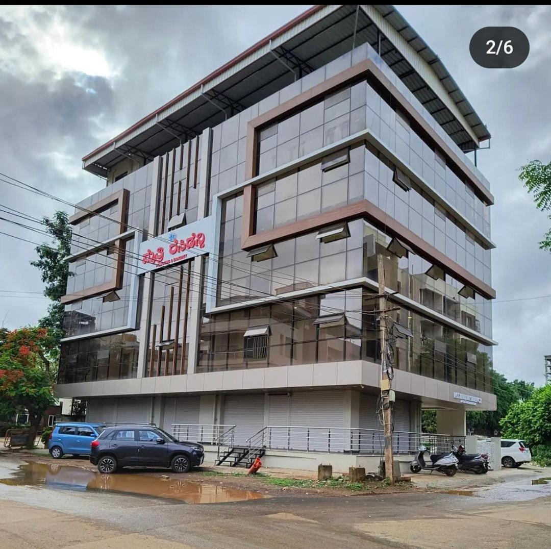 Mythri Residency Hotel Hubli Exterior photo